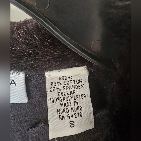 Marisa Christina Perisian NWT Removable Faux Fur Sweater Size S - Picture 3 of 7